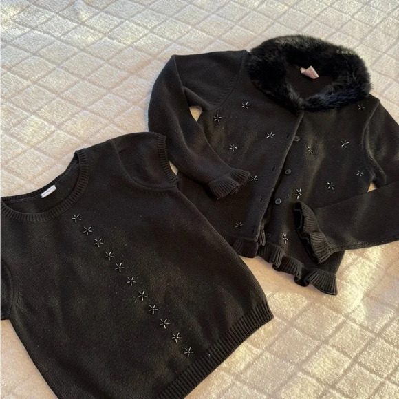 Girls black 2 piece embellished sweater set w/faux fur collar - Gymboree size 7 - Picture 2 of 6